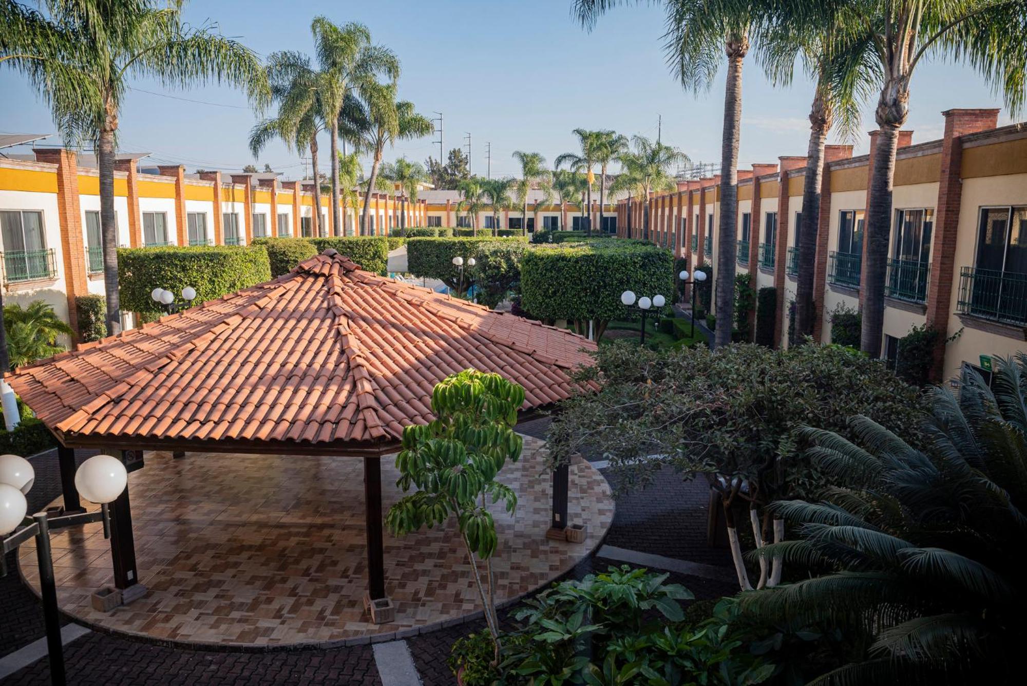 Holiday Inn La Piedad By Ihg Exterior foto